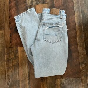 American Eagle Ex Boyfriend Ripped Jeans 00